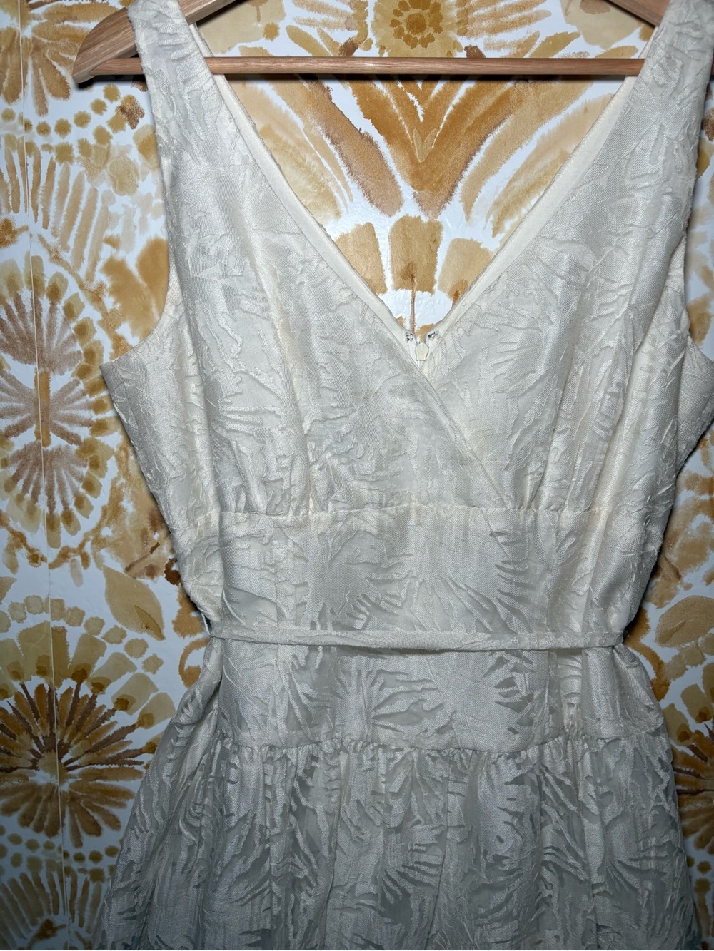 Evan Piccone Ivory Jacquard Fit & Flare Dress | V-Neck Mini Classic Elegant - Picture 6 of 7